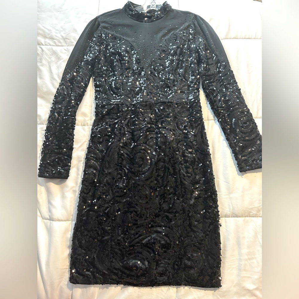 NIKIBIKI MIDNIGHT Black Short Homecoming Dress Small